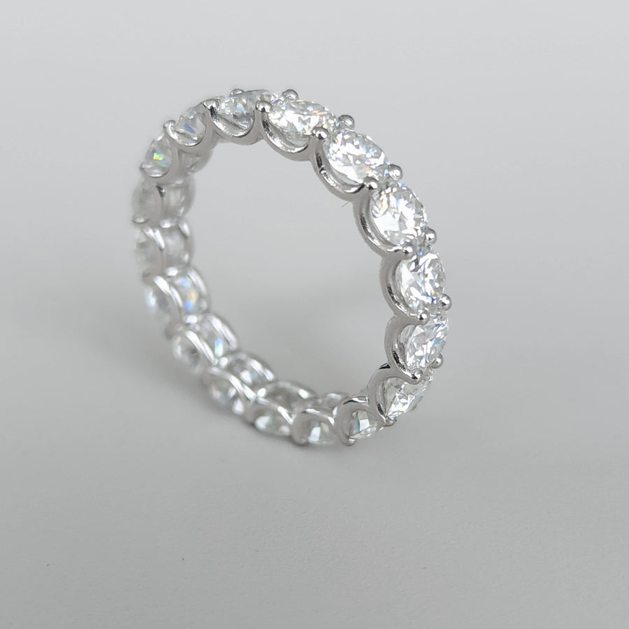 Cerchio Infinito - 18K White Gold Lab Grown Diamonds Eternity Wedding Band