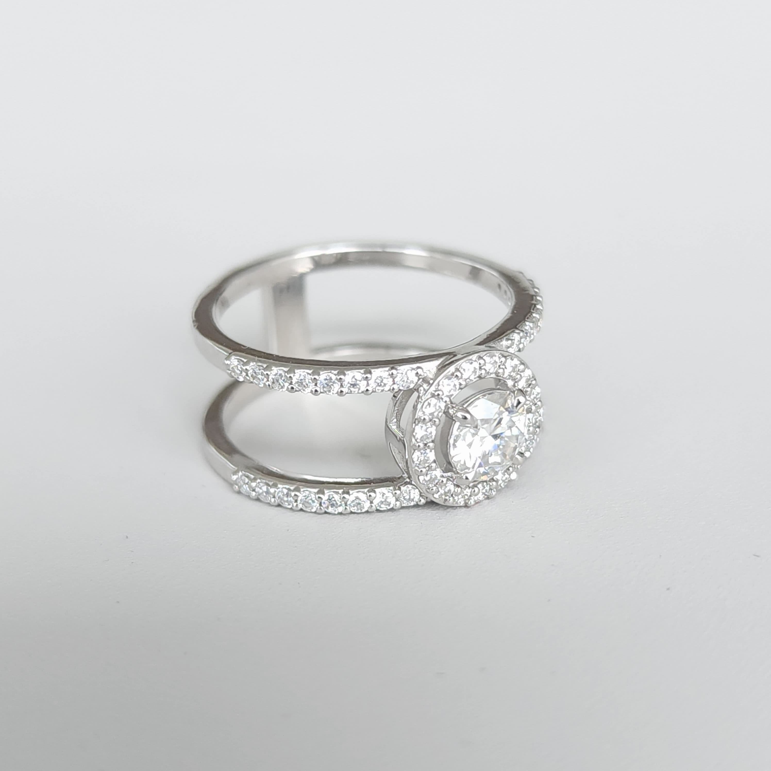 Gemma Centrale - 18K Gold Lab Grow Diamonds Ring