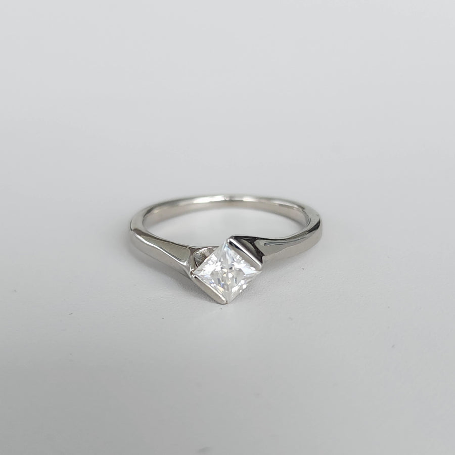 Incanto D'Amore - Lab Grown Diamond 18ct Gold Engagement Ring