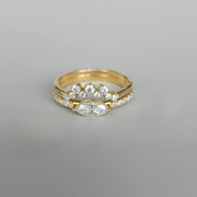 Luna Inclinata set - Marquise Lab Grown Diamond Ring Set