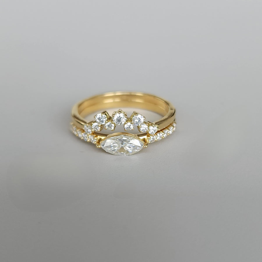 Luna Inclinata set - Marquise Lab Grown Diamond Ring Set