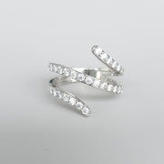 Ondulato - Bague incurvée en or 18 carats avec pierres précieuses Vucceli Moissanite