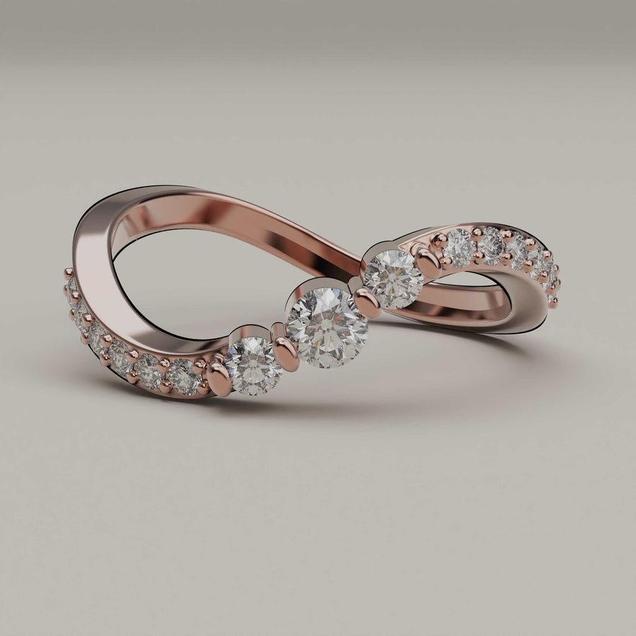 Curva Elegante - Feminine Curved 18ct Gold Ring with Moissanite Gems - Vucceli