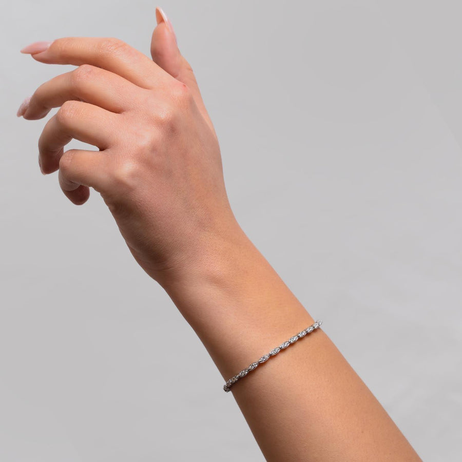 Celeste - Lab Grown Diamonds 18ct Gold Tennis Bracelet