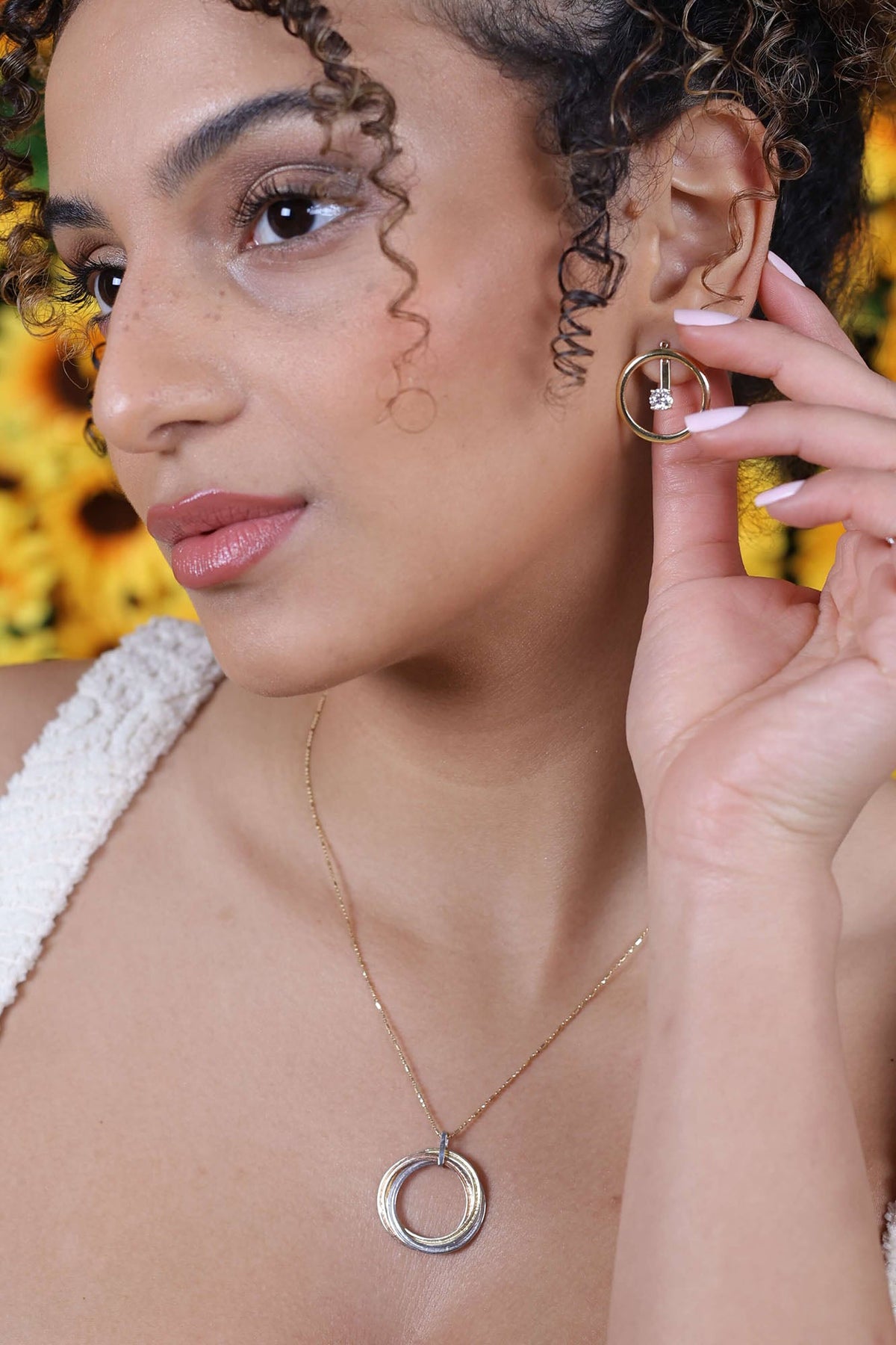 Earrings - Vucceli