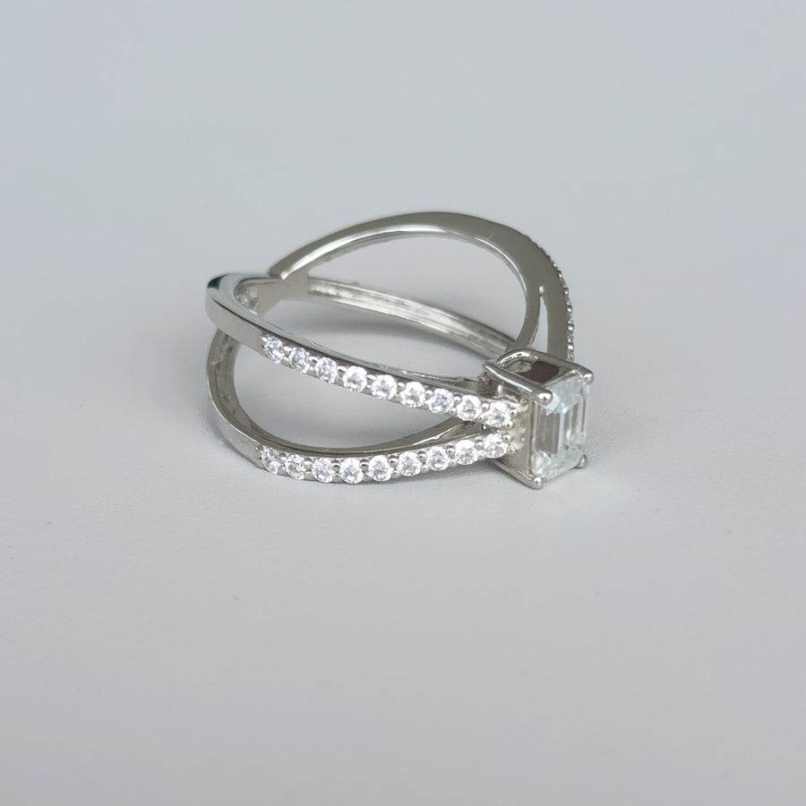 Eleganza - Bague solitaire moissanite en or 18 carats