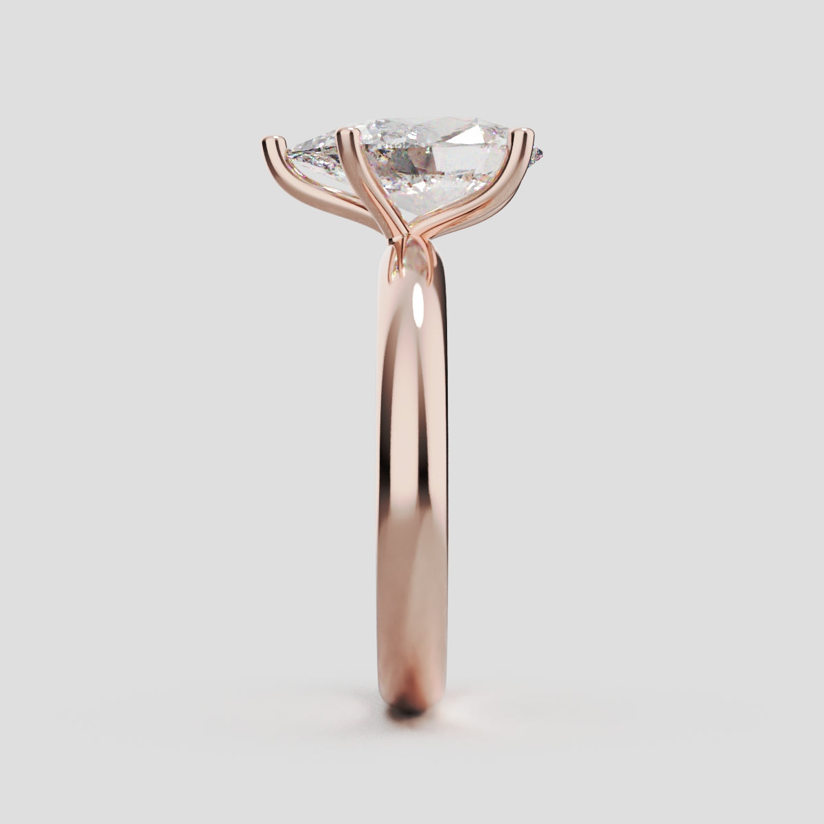 Cinque Punte, 2ct pear lab grown diamond engagement ring, Plain Sides, 5 Prongs, 18K rose gold - side view